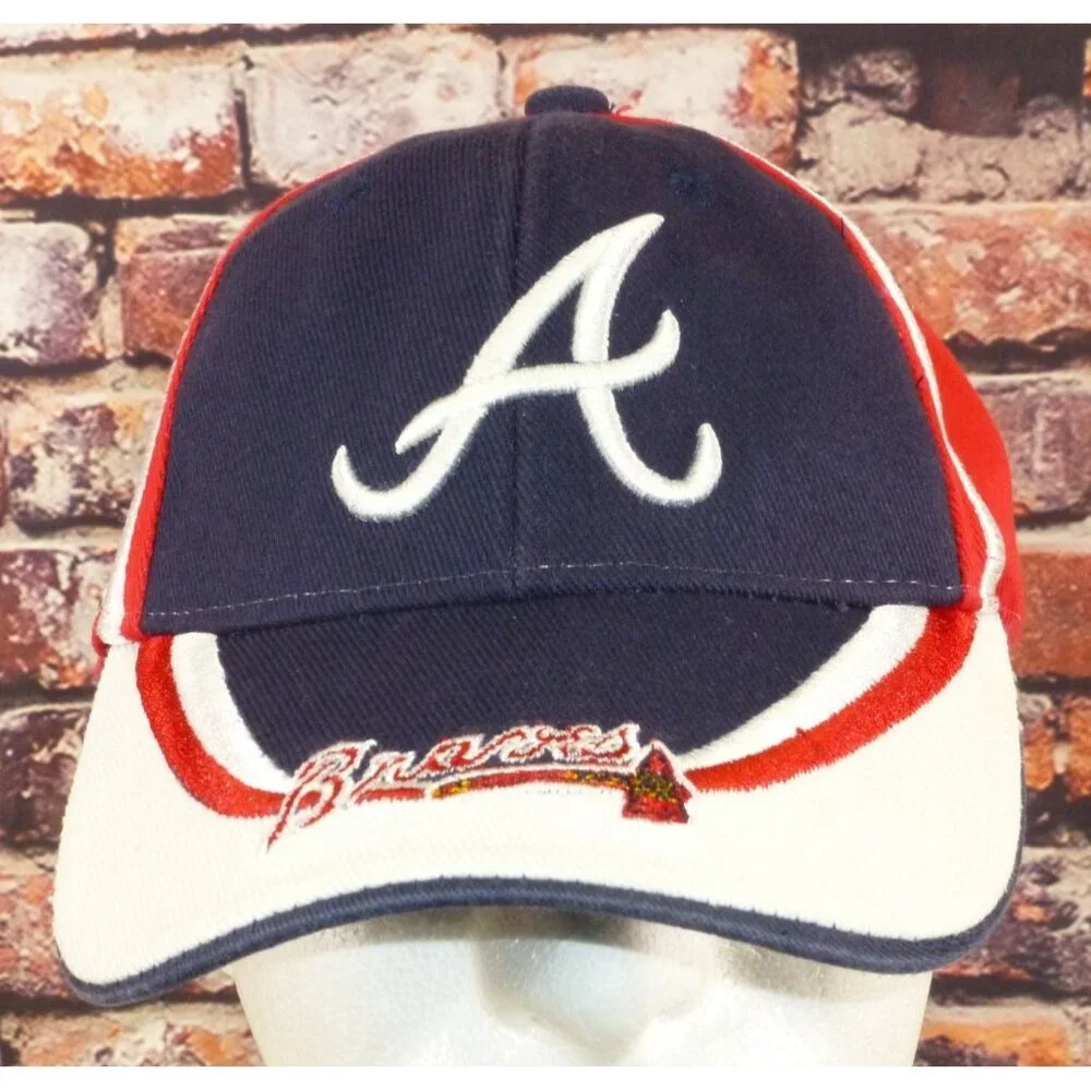 Atlanta Braves Fan Favorite Adjustable Baseball Cap Navy/Red Cotton One Size - Picture 1 of 7